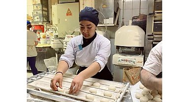 Samsunlu öğrencilerin Avrupa'da ekmek kokan başarı hikayesi