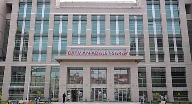 Veliler dehşete düşmüştü! İstismarcı öğretmen tutuklandı