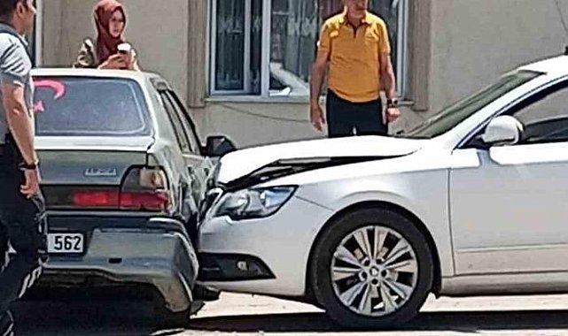 Kalp krizi geçiren sürücü zincirleme kazaya neden oldu