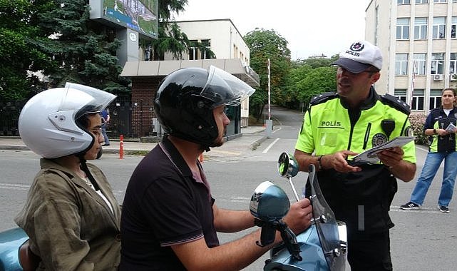 Samsun polisinde güvenli sürüş uyarısı