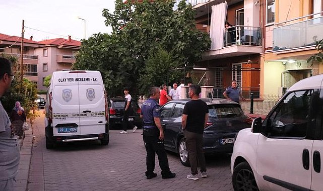 Sokakta başlayan tartışma kanlı bitti! Arkadaşının boğazını kesti