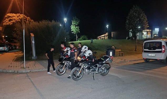 14 yaşındaki çocuk bıçakla yaralandı!