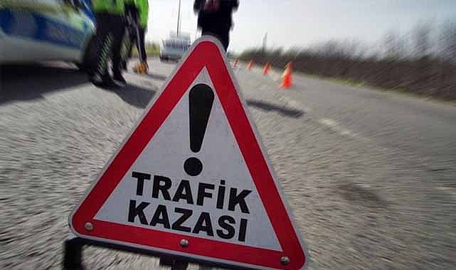 İki otomobil birbirine girdi! 4 kişi yaralandı