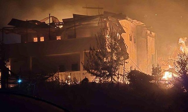 Karabük'teki orman yangınında 40 ev küle döndü, 527 hane boşaltıldı!