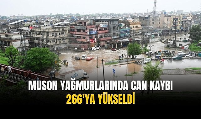 Muson yağmurlarında can kaybı 266'ya yükseldi