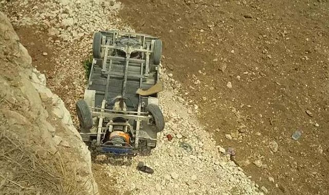 Pat pat motoru tarlaya yuvarlandı