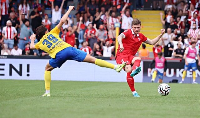 Samsunspor’da Logi Tomasson göz dolduruyor