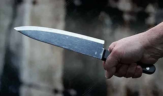18 yaşındaki genç bıçaklanarak öldü