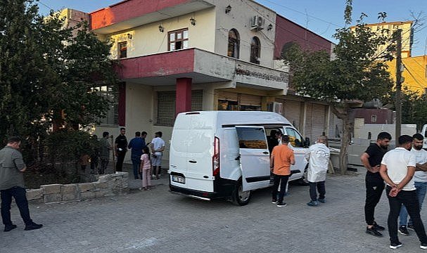 60 yaşındaki Cemile Arslanhan evinde ölü bulundu