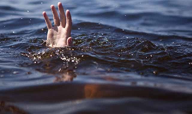 Alanya'da Ukraynalı turist, boğulma tehlikesi geçirdi!