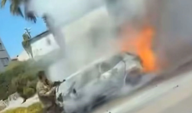 Araç alev alev yandı