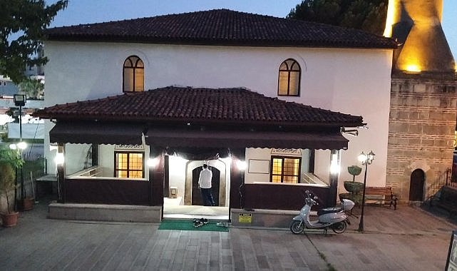 Bafra’da camiden hasır çalındı! Polis çalışma başlattı