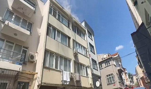 Beşiktaş'ta 3 katlı binada yangın! 1 kişi dumandan etkilendi