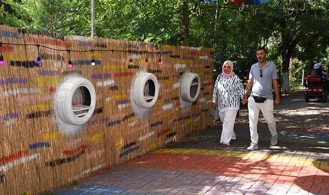 Diyaliz hastası eşine böbreğini vererek can oldu