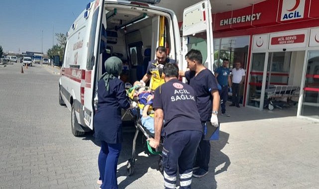 Feci kaza! Otomobil kamyonetle çarpıştı! 1 ölü, 5 yaralı