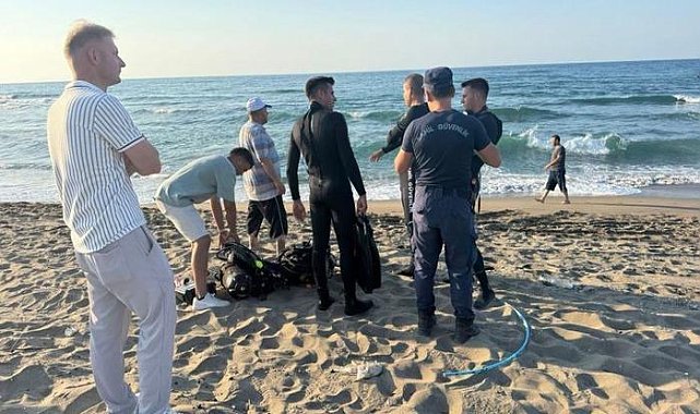 Karasu'da denize giren 16 yaşındaki çocuktan acı haber... Dalgalar arasında kayboldu
