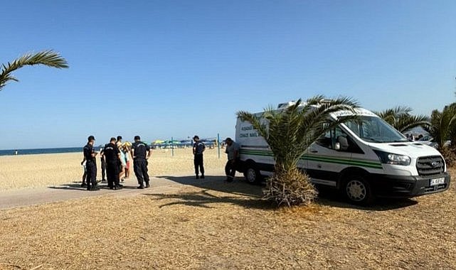 Kuşadası'nda kıyıya erkek ceset vurdu