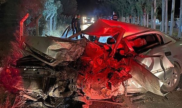 Mert Sakız hurdaya dönen araçta hayatını kaybetti