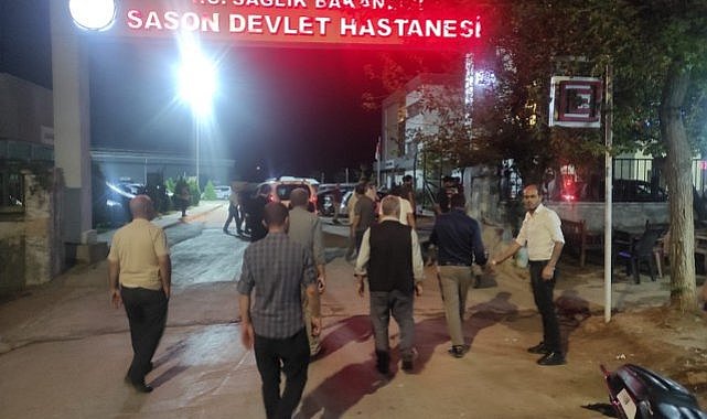 Meşe ağacından düştü hayatını kaybetti 