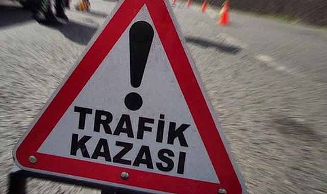 Otomobiller kafa kafaya çarpıştı! 1 ölü, 1 yaralı