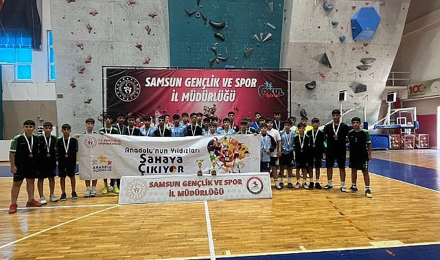 Samsun'da 2025 Anadolu Yıldızlar Ligi Hentbol Türkiye Şampiyonası sona erdi