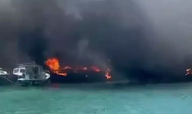 Urla'da alevlere teslim olan 5 tekneden 2'si battı