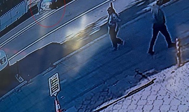 Çorlu'da otomobil yayaya çarptı