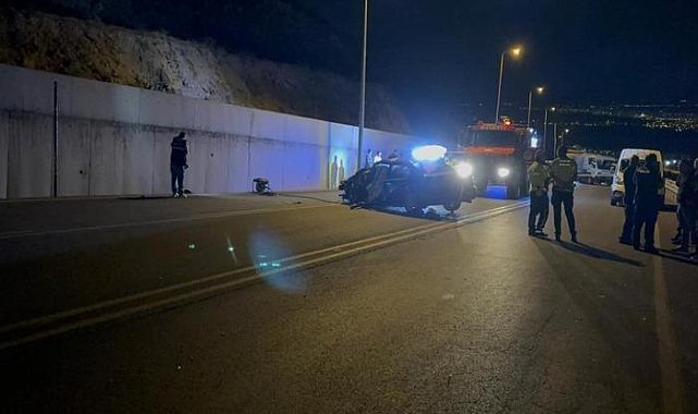 İki araç kafa kafaya çarpıştı: 1 ölü, 3 yaralı