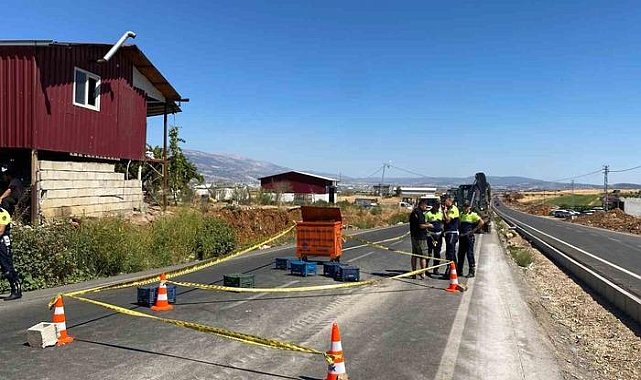 İş makinesi iki kardeşe çarptı, bir çocuk hayatını kaybetti