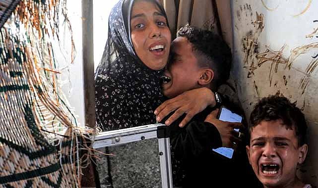 İsrail askerleri 2  Filistinli çocuğu öldürdü