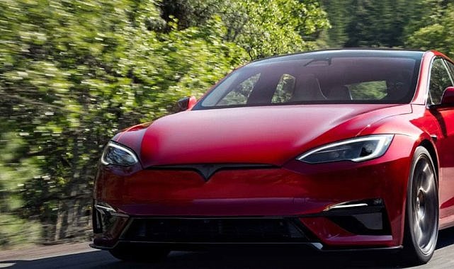 Japon otomobiller zamlanıyor, Tesla'da 500 bin TL'yi aşan indirim!
