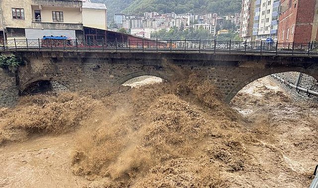 Kuvvetli yağışlar devam edecek! Meteoroloji ve AFAD peş peşe uyardı