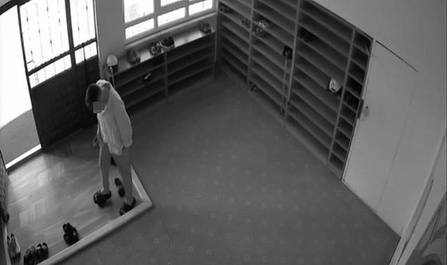 Samsun'da camiden terlik çalıp kaçtı