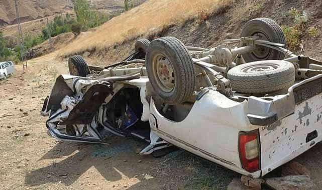 Şarampole devrilen aracın sürücüsü hayatını kaybetti