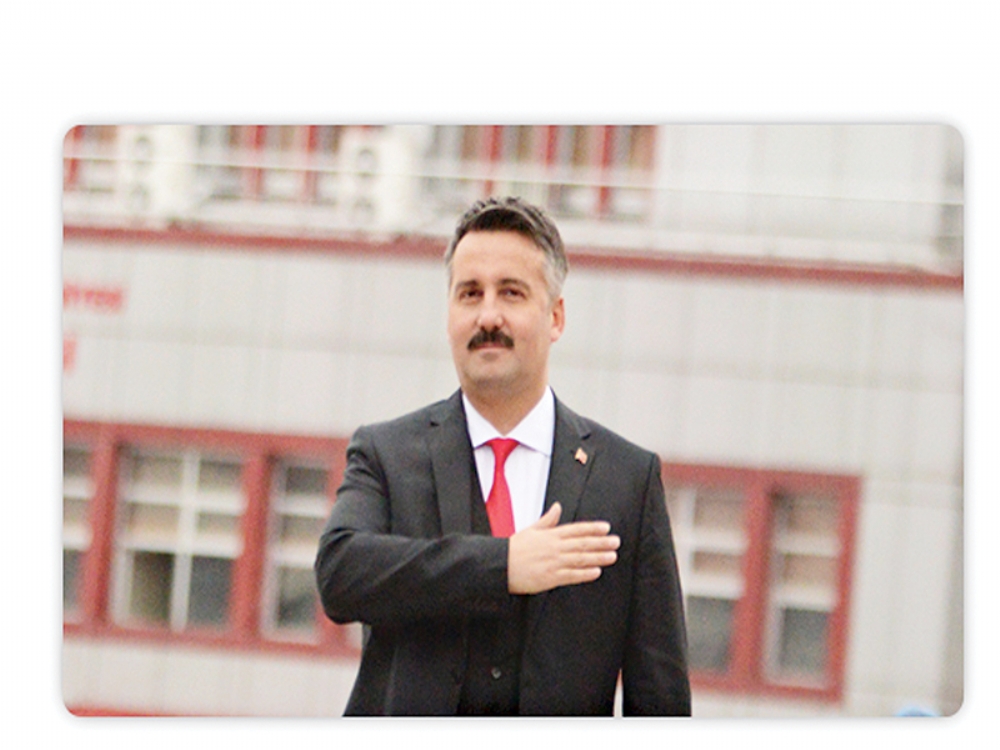 Anayasa Kalıcılığını Sadeliğine Borçludur