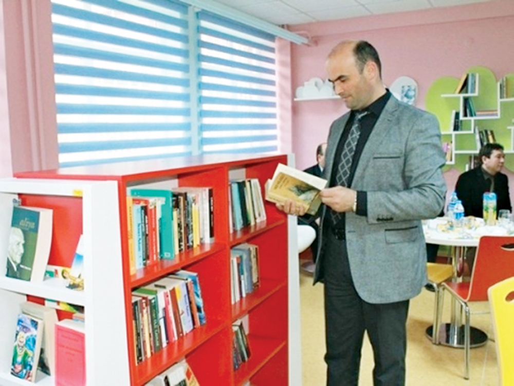 Salıpazarı Anadolu Lisesi Z-kütüphanesine Kavuştu