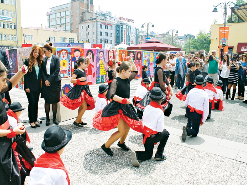Ted Koleji’nden Gençlik Sergisi