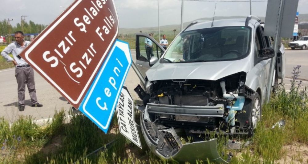 Gemerek’te Trafik Kazası: 7 Yaralı