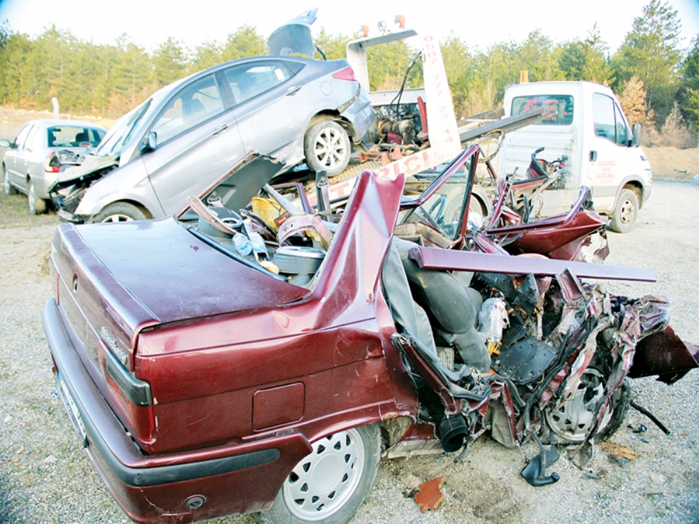 5 Kişinin Ölümüne Sebep Olan Alkollü Sürücüye 15 Yıl Hapis Cezası