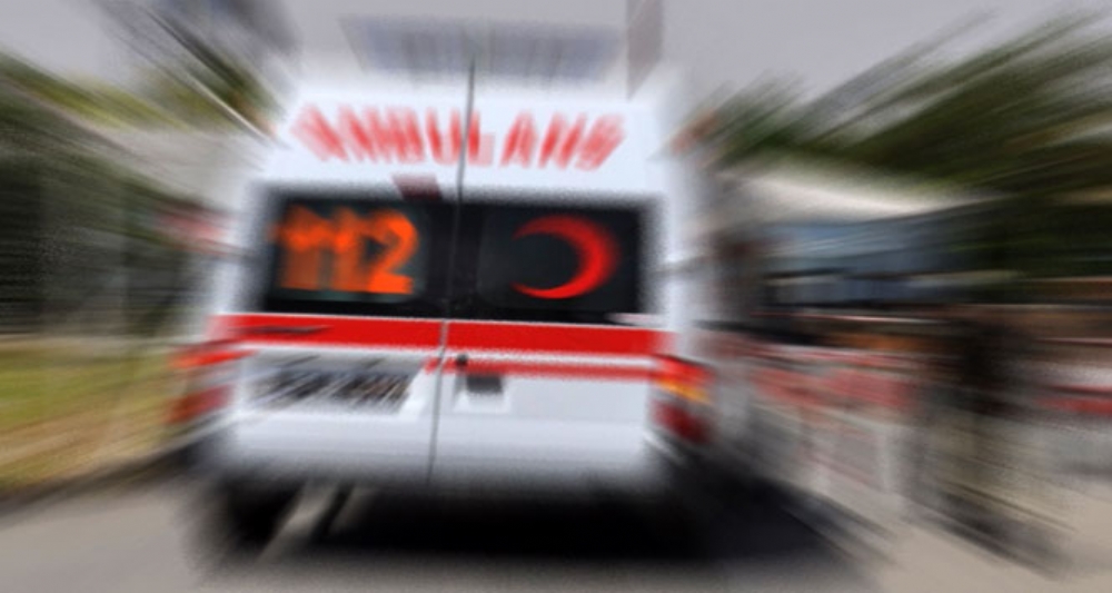 Kavgayı Ayırırken Bıçaklandı