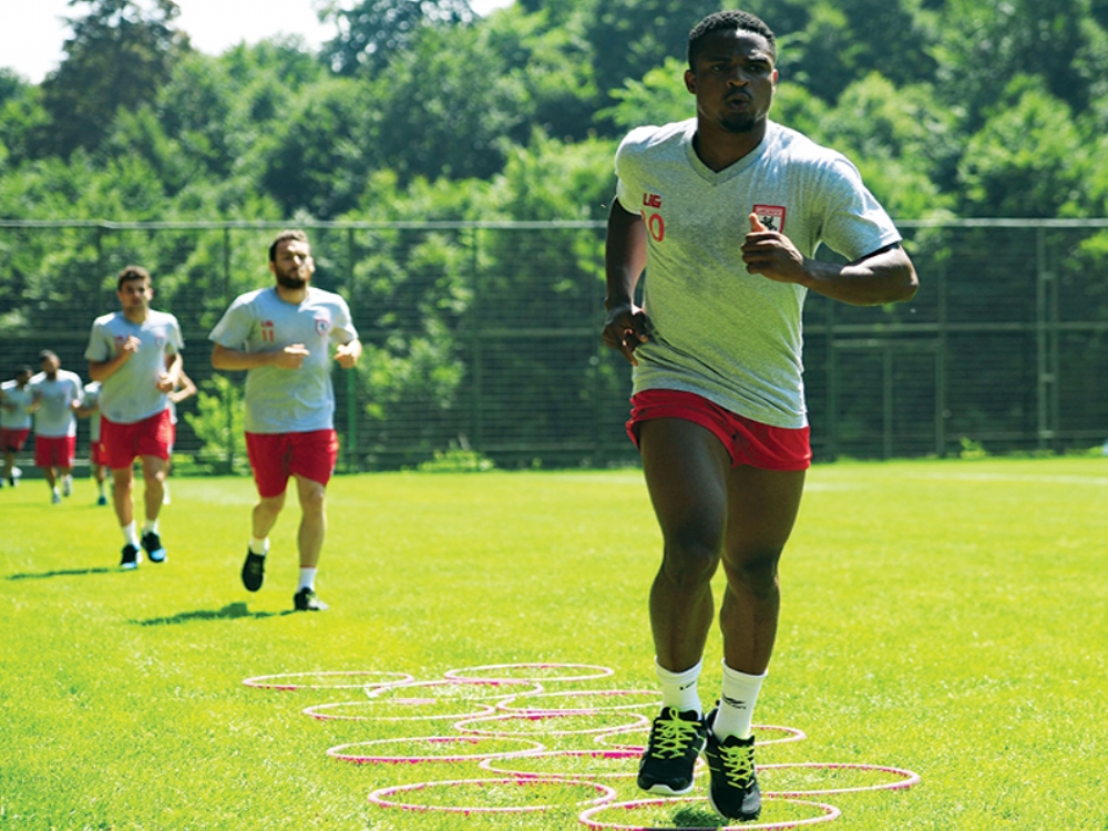 Ofoedu’ya Karalama Kampanyası