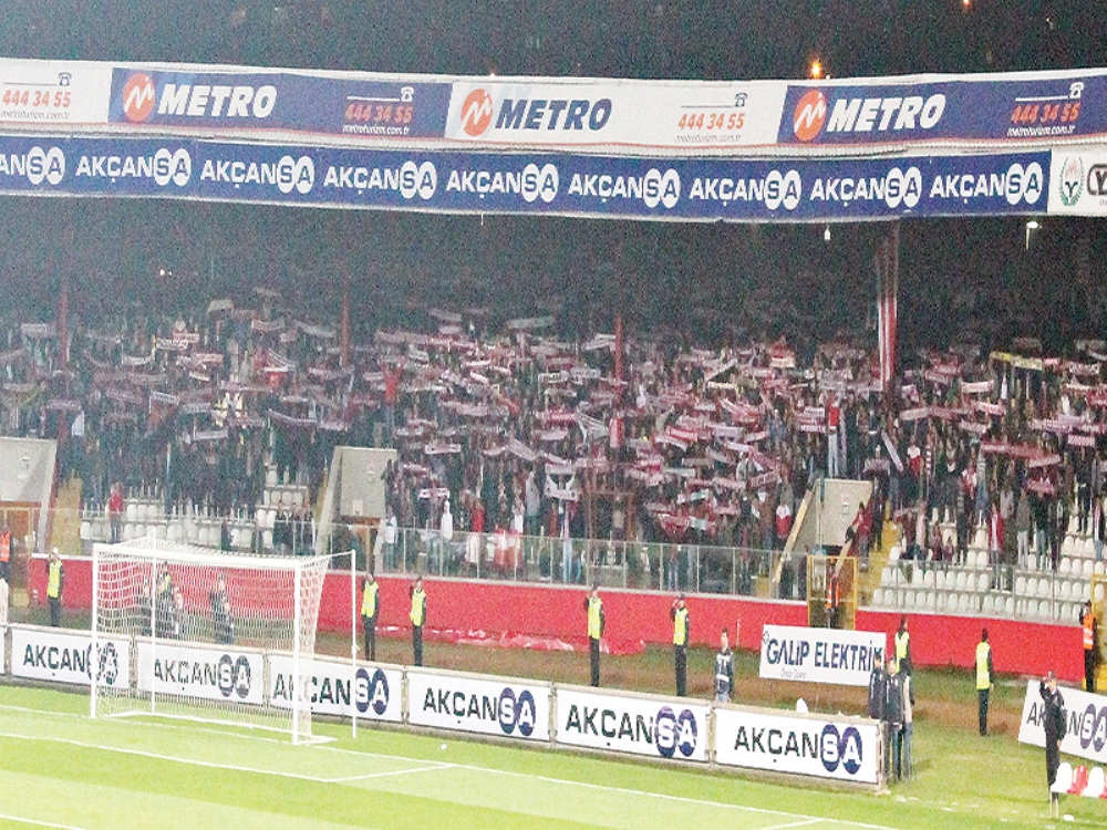 Şirinler Iftarda Buluşuyor