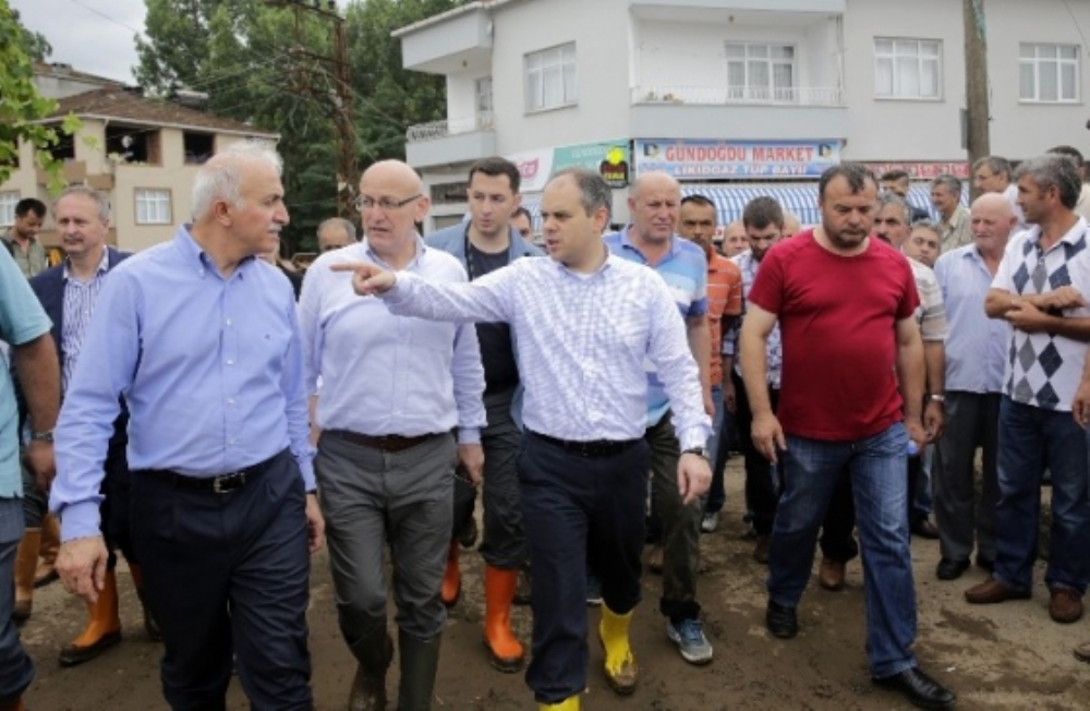 Terme Ve Salıpazarı'nda Yaralar Sarılıyor