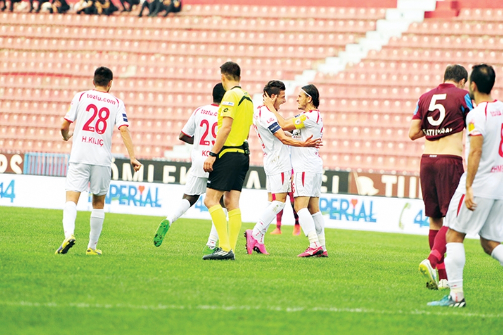 Şampiyonluğa Ilerliyoruz