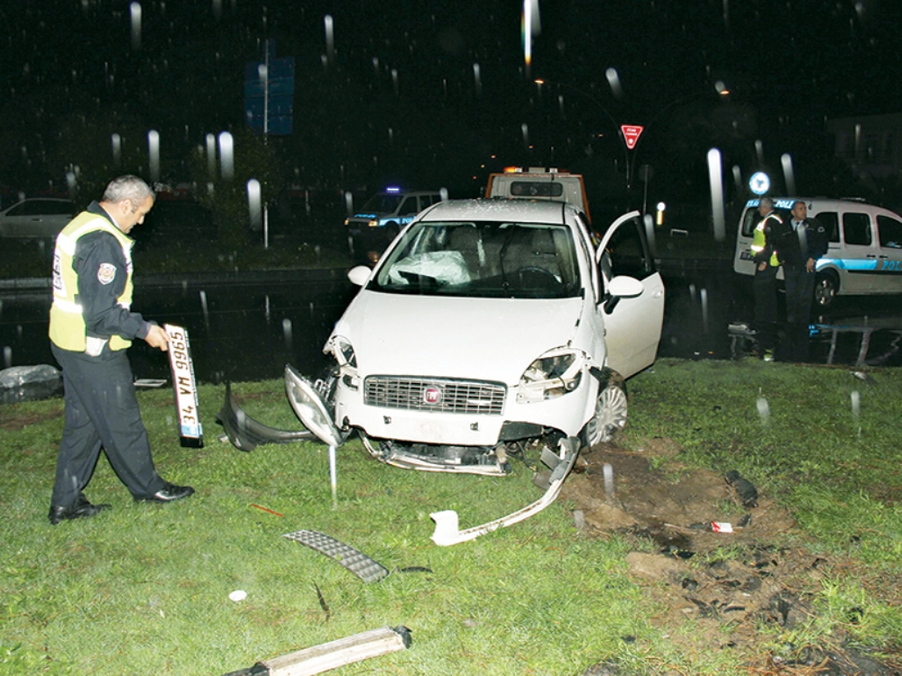 Sağanak Yağış Kazaya Sebep Oldu