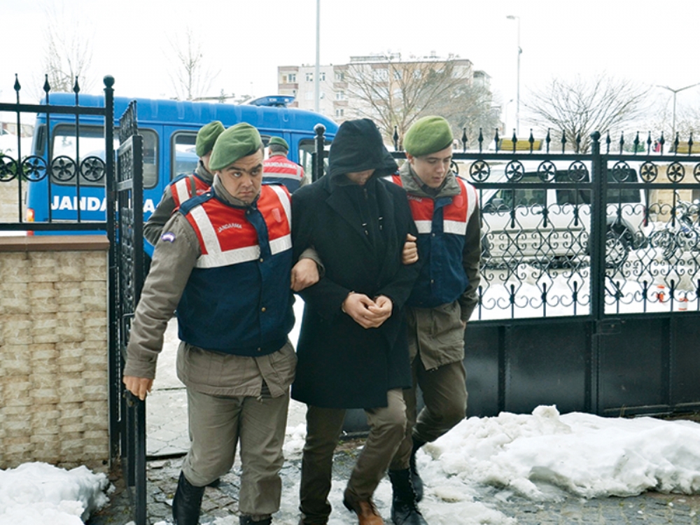 Kaçan Sürücü Jandarmaya Teslim Oldu