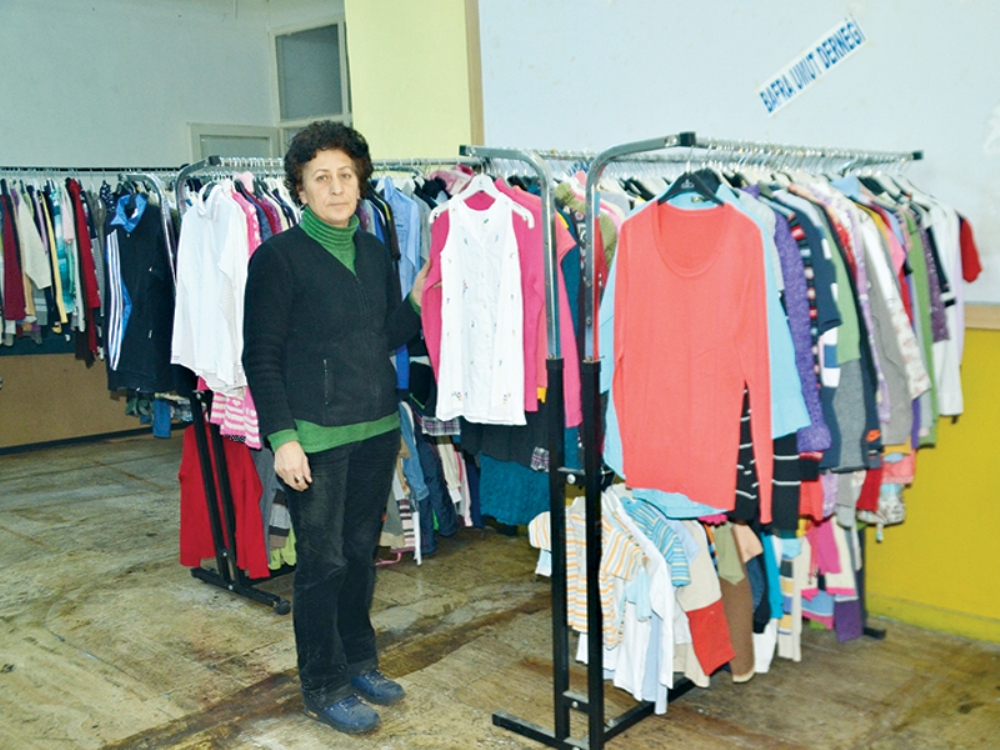 Sosyal Market İhtiyaç Sahiplerini Sevindiriyor