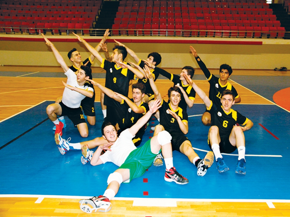 Şampiyon Şahinoğlu Koleji 3-1