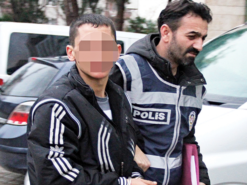 Huylu Huyundan  Vazgeçmiyor!