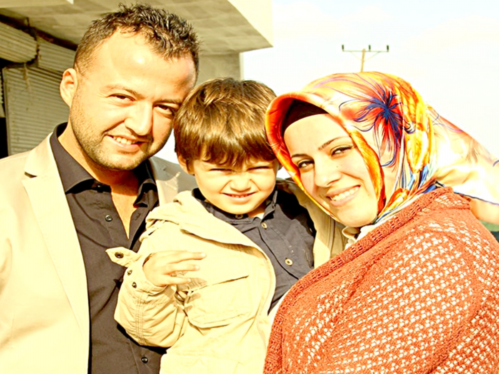 Karnındaki Bebeğiyle  Aynı Mezara Koyuldu